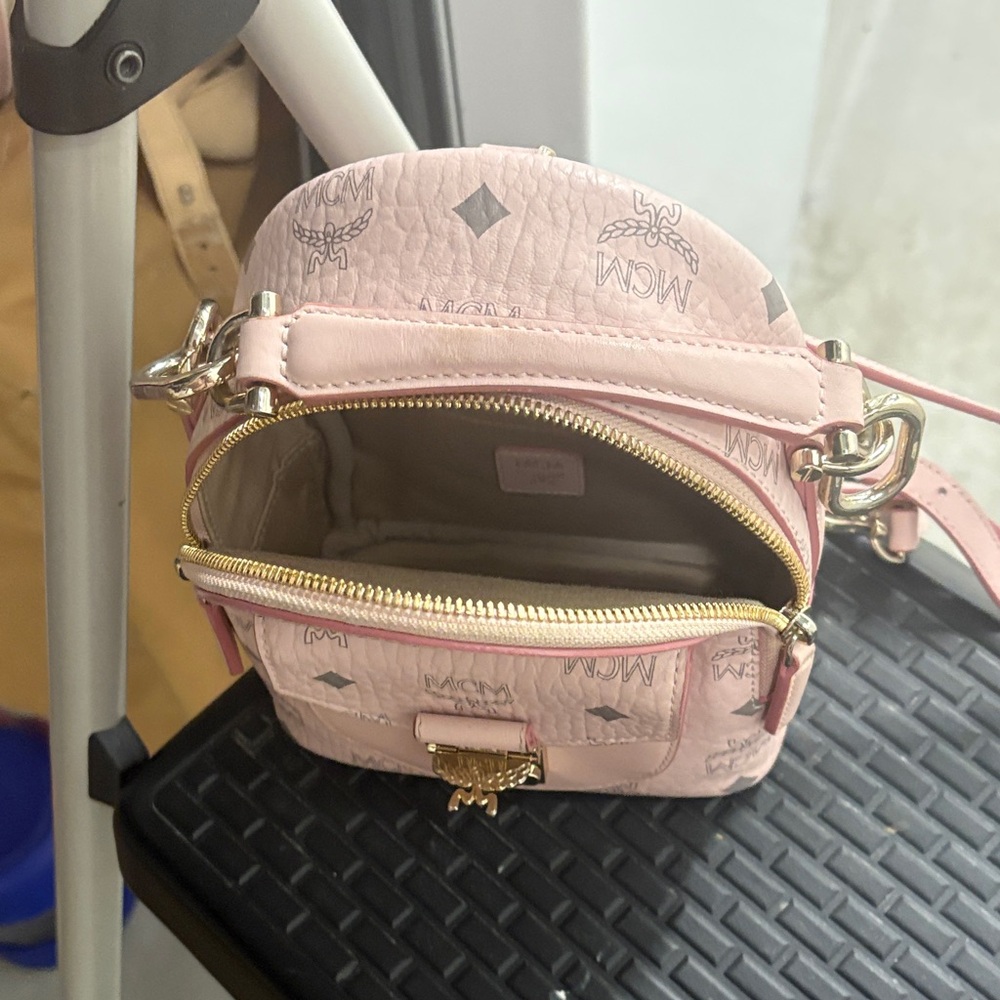 MCM Blush Pink Logo Backpack - Picture 4 of 5